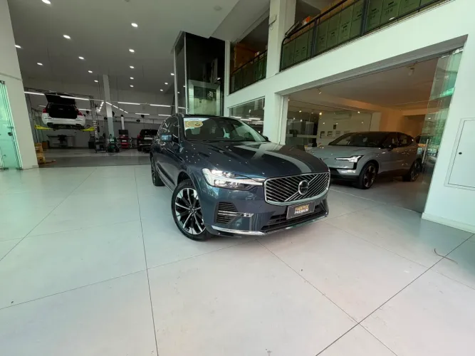 Volvo XC-60 T-8 Ultra 2.0 AWD (híbrido) 2026