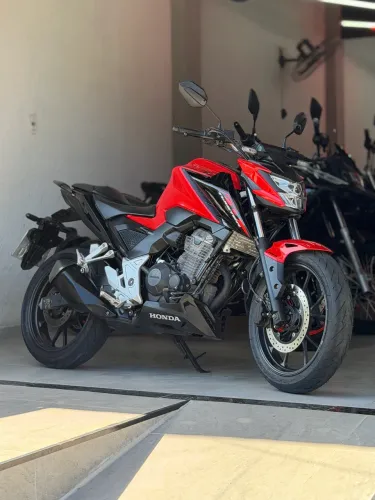 HONDA CB 300f TWISTER 2024