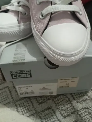 Tênis feminino