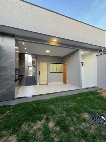 VENDE-SE ESSE IMÓVEL