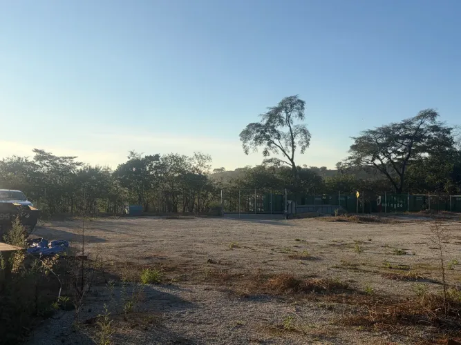 Alugo Terreno industrial em Betim Br 381 km 503