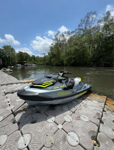 JETSKI SEMI-NOVO SEA-DOO RXTX 325 2024  COMPLETO COM CARRETINHA