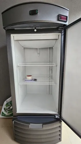 Cervejeira Metal Frio 320L