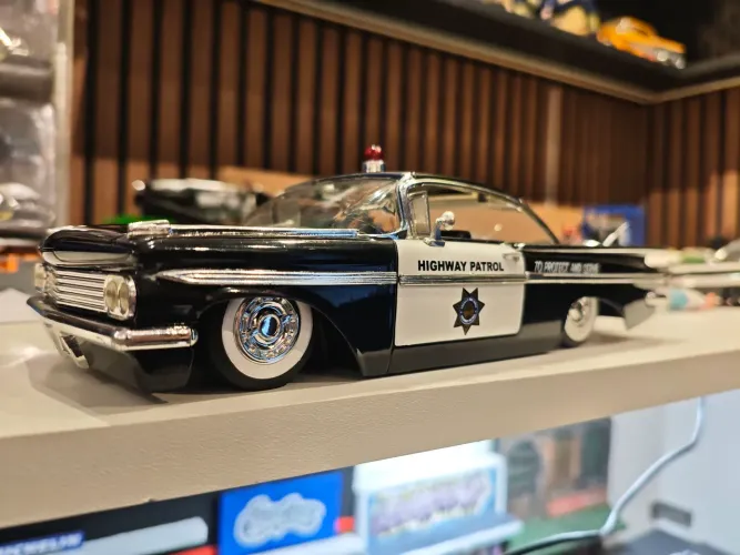 Miniatura 1:24