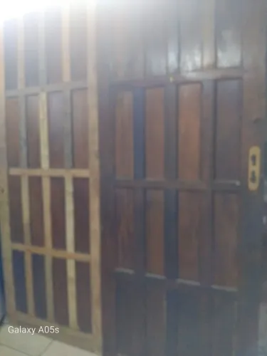 02 Porta maciça olho mágico