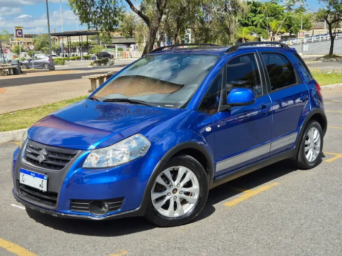 Suzuki SX4 2.0 16V 145cv 4WD 5P Aut. 2013
