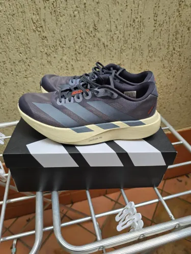 Tenis adidas adizero evo sl 40