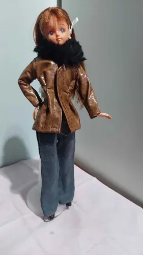 Boneca japonesa licca chan articulada