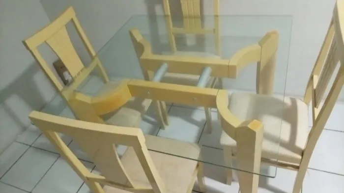 MESA Á VENDA