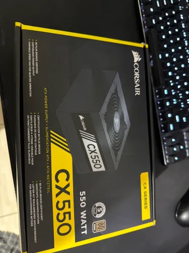 Fonte Corsair CX550