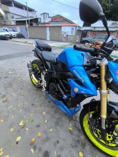 Suzuki 750 GSR