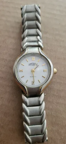 Lindo relógio superatic Suíço feminino