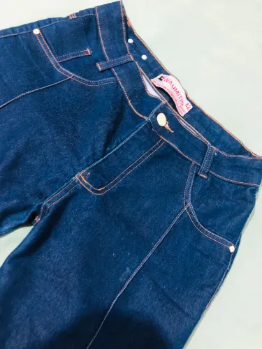 Calça jeans feminina*