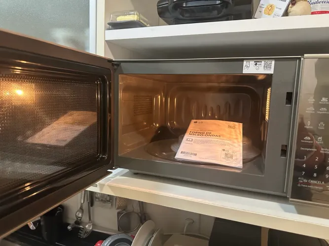 Microondas LG EcoON Prata (espelhado) 30 litros