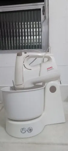 Batedeira Arno 