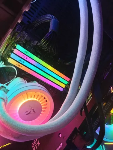 Memória ram ddr4 2x16gb 3200 mhz XPG