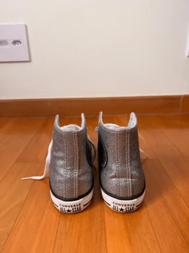 Tênis all star Chuck Taylor cano alto prata