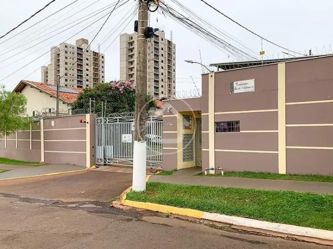 CASA CONDOMINIO 3 QUARTOS