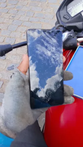 Motorola Edge 20