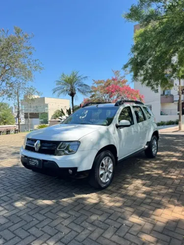 Renault Duster Dynamique 2.0 Hi-flex 16V Aut. 2016