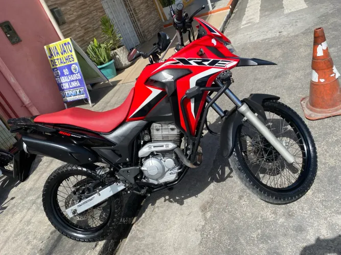 ? *VENDE-SE HONDA XRE 300 2023 ABS/FLEx*