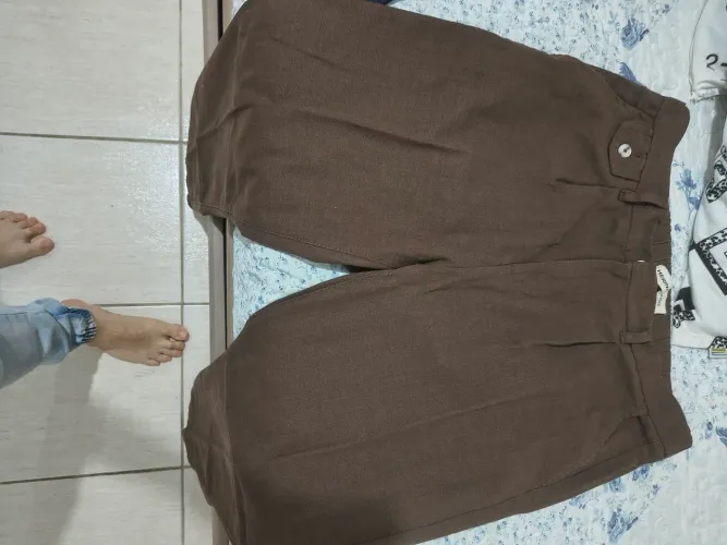 Calça masculina, TM 42 excelente estado