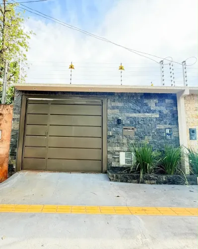 Casa de alto padrão no Recanto do Bosque