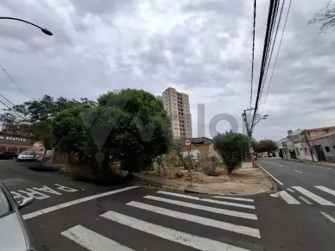 Terreno à venda em Campinas, Ponte Preta, com 270 m²