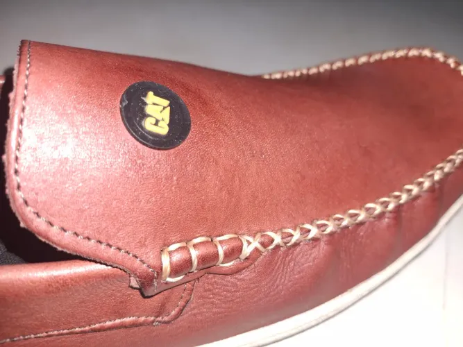 Lindos sapatos Caterpillar couro legítimo