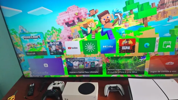 Xbox series s com 2 controles
