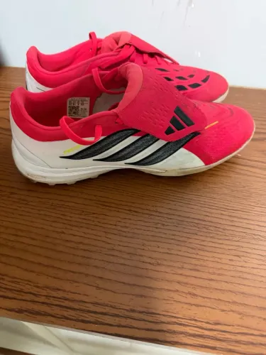 Chuteira Adidas Predator Pro TF
