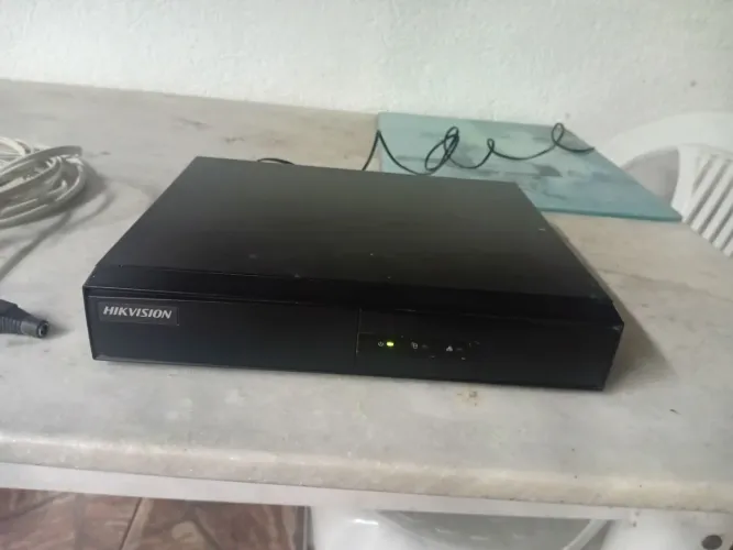 Gravador digital de vídeo Hikvision