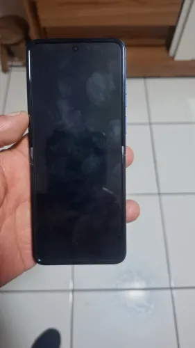 Motorola razr 60 novinho