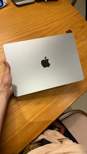 MacBook Air M2