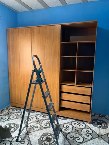 Guarda roupa 6 portas