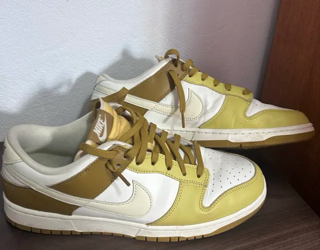 Nike dunk low bronzine