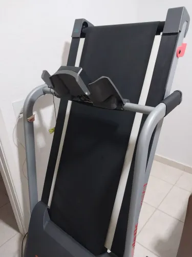 Vendo esteira