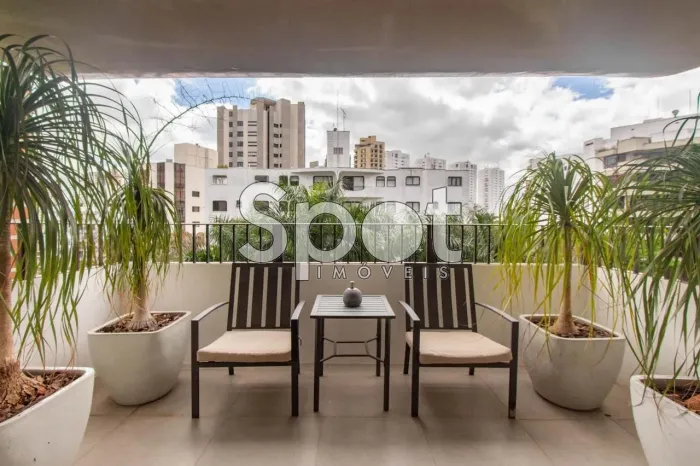 APARTAMENTO COMPLETAMENTE REFORMADO- NO MAIS FINO GOSTO E ALTO PADRÃO. TUDO NOVO! LOCALIZA