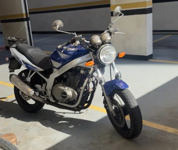 Gs 500 de garagem
