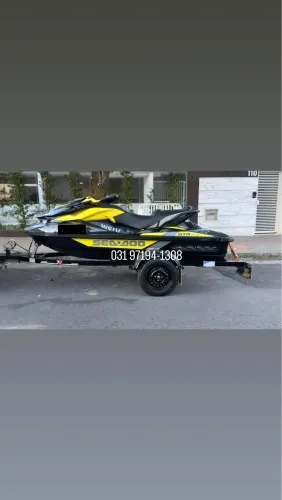 Jet Ski Sea-Doo
