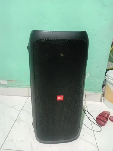 Jbl caixa som 1.800.00 a vista