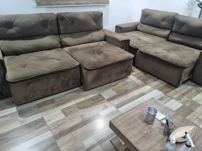 2 Sofás retráteis e reclináveis - 2,30 m de largura, com assento que abre até 1,40 m 