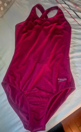 Maio  natação speedo
