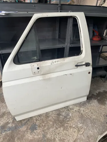 Porta Ford sapao esquerda