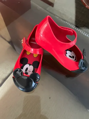 Mini Melissa n 20 novinha $ 50