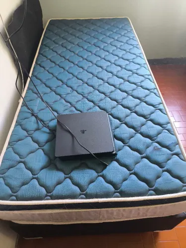 Cama de solteiro 