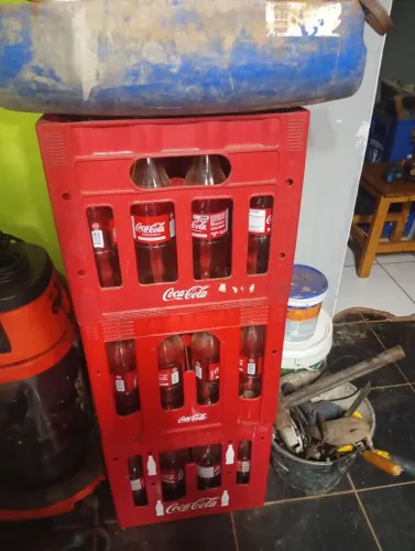 Caixa de coca litro