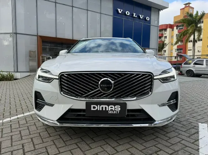Volvo XC-60 T-8 Ultra 2.0 AWD (híbrido) 2026