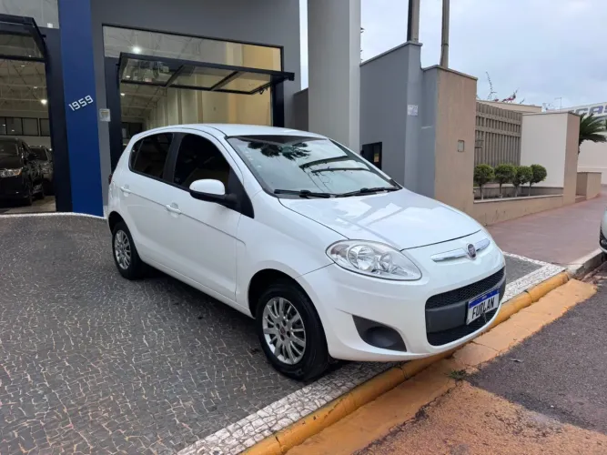 Fiat Palio Attractive 1.0 EVO Fire Flex 8V 5P 2016