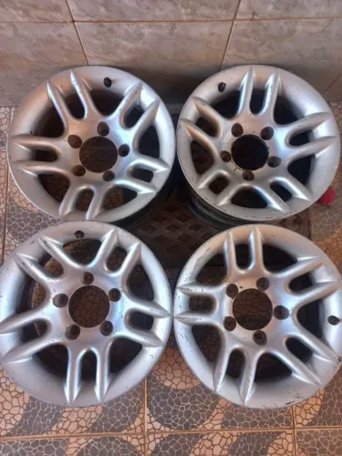 Rodas aro 15 jipe/troller